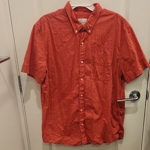 Men's Red-Orange & White Triangle Print Short Sleeve Button-Down Shirt Cotton